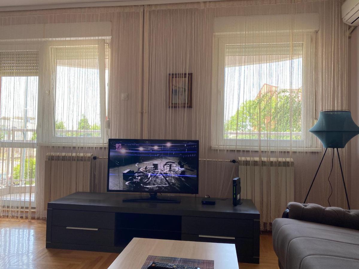 Hill Apartment ベオグラード エクステリア 写真