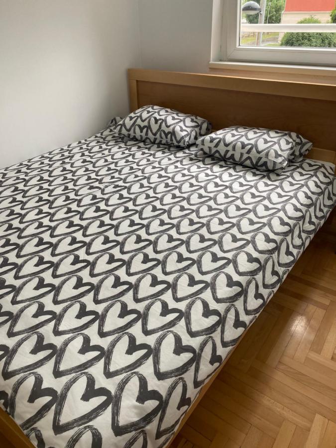 Hill Apartment ベオグラード エクステリア 写真